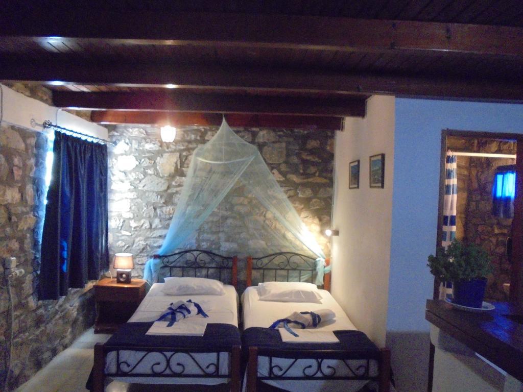 Anatoli Studios Schoinoussa Zimmer foto